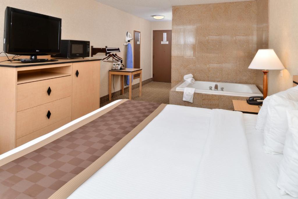 Sylo Hotel Denver Airport, A Ramada By Wyndham Aurora Exterior foto