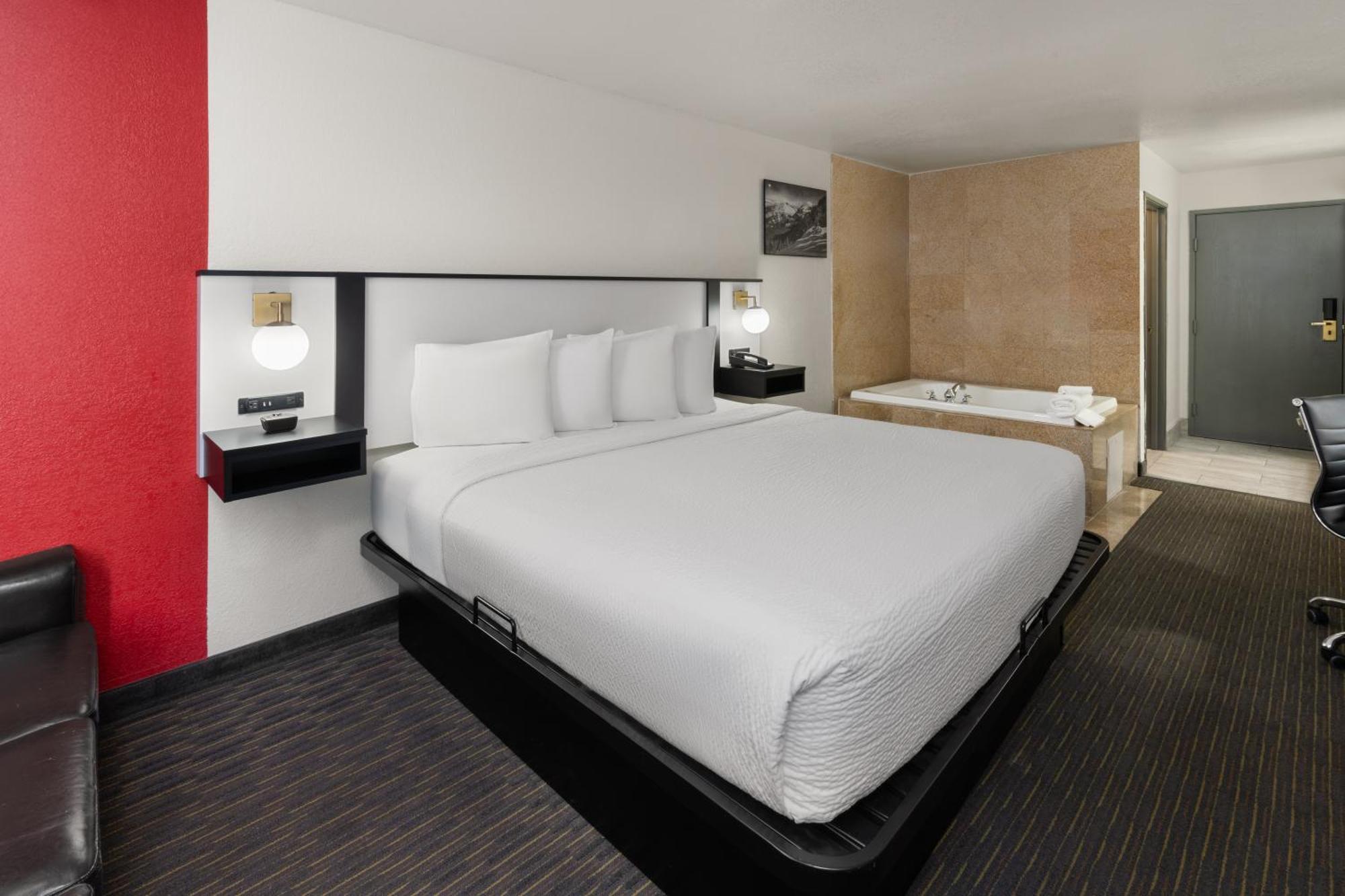 Sylo Hotel Denver Airport, A Ramada By Wyndham Aurora Exterior foto