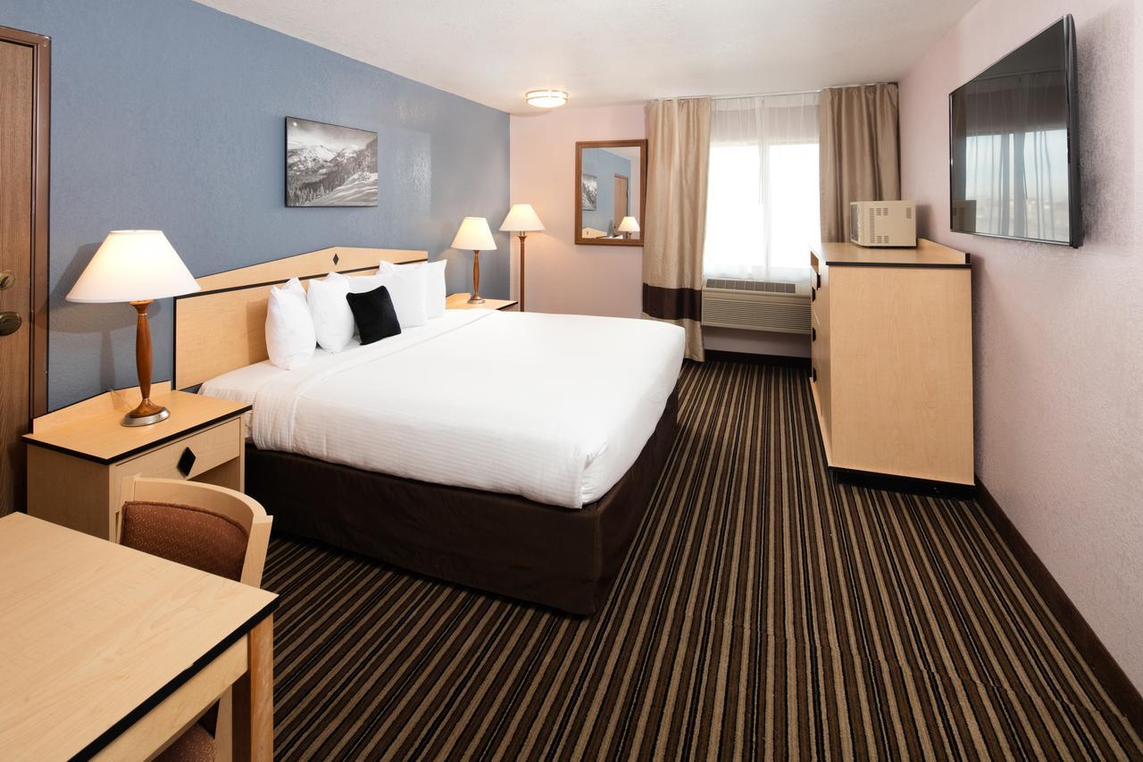 Sylo Hotel Denver Airport, A Ramada By Wyndham Aurora Exterior foto