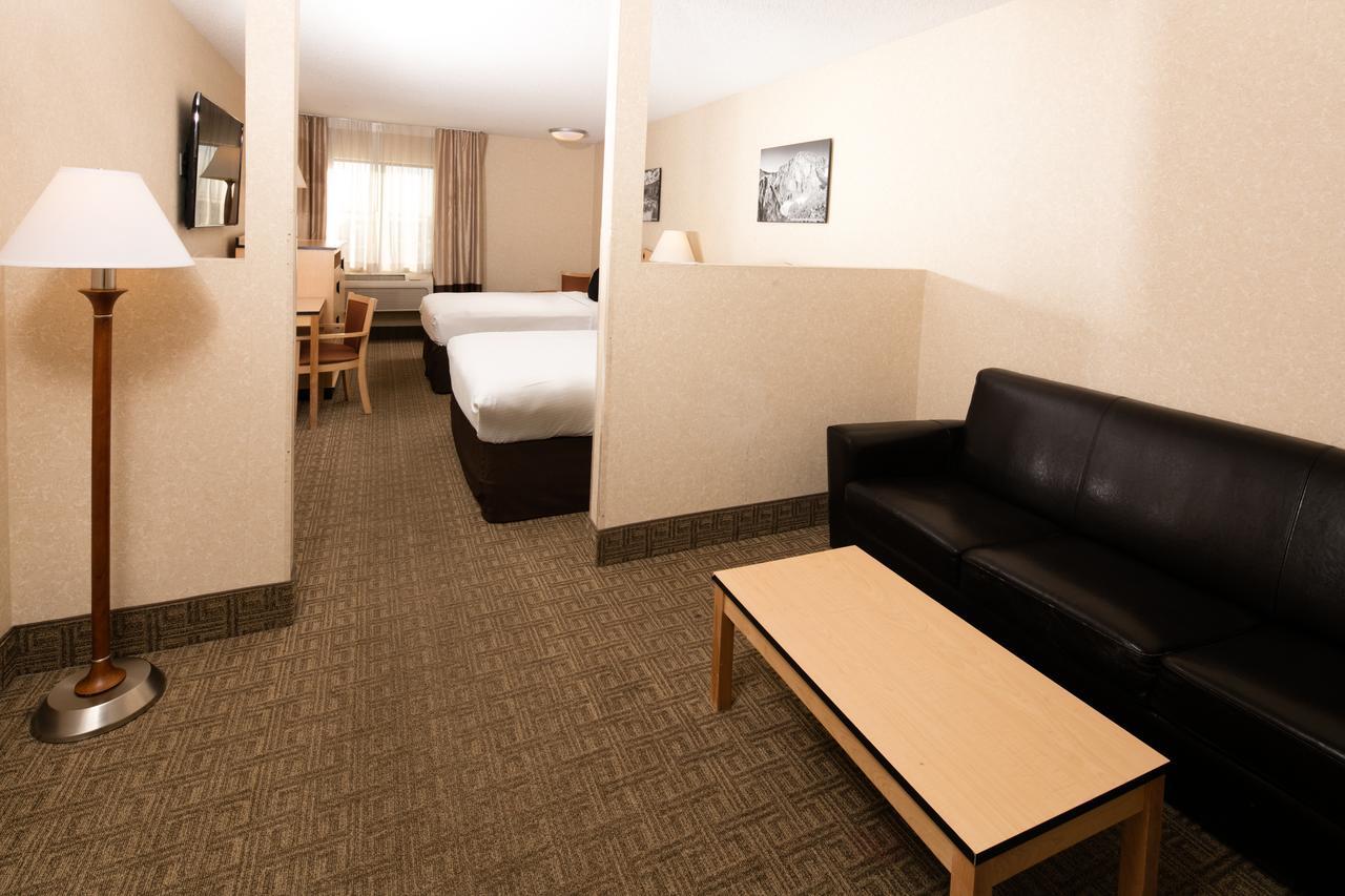 Sylo Hotel Denver Airport, A Ramada By Wyndham Aurora Exterior foto